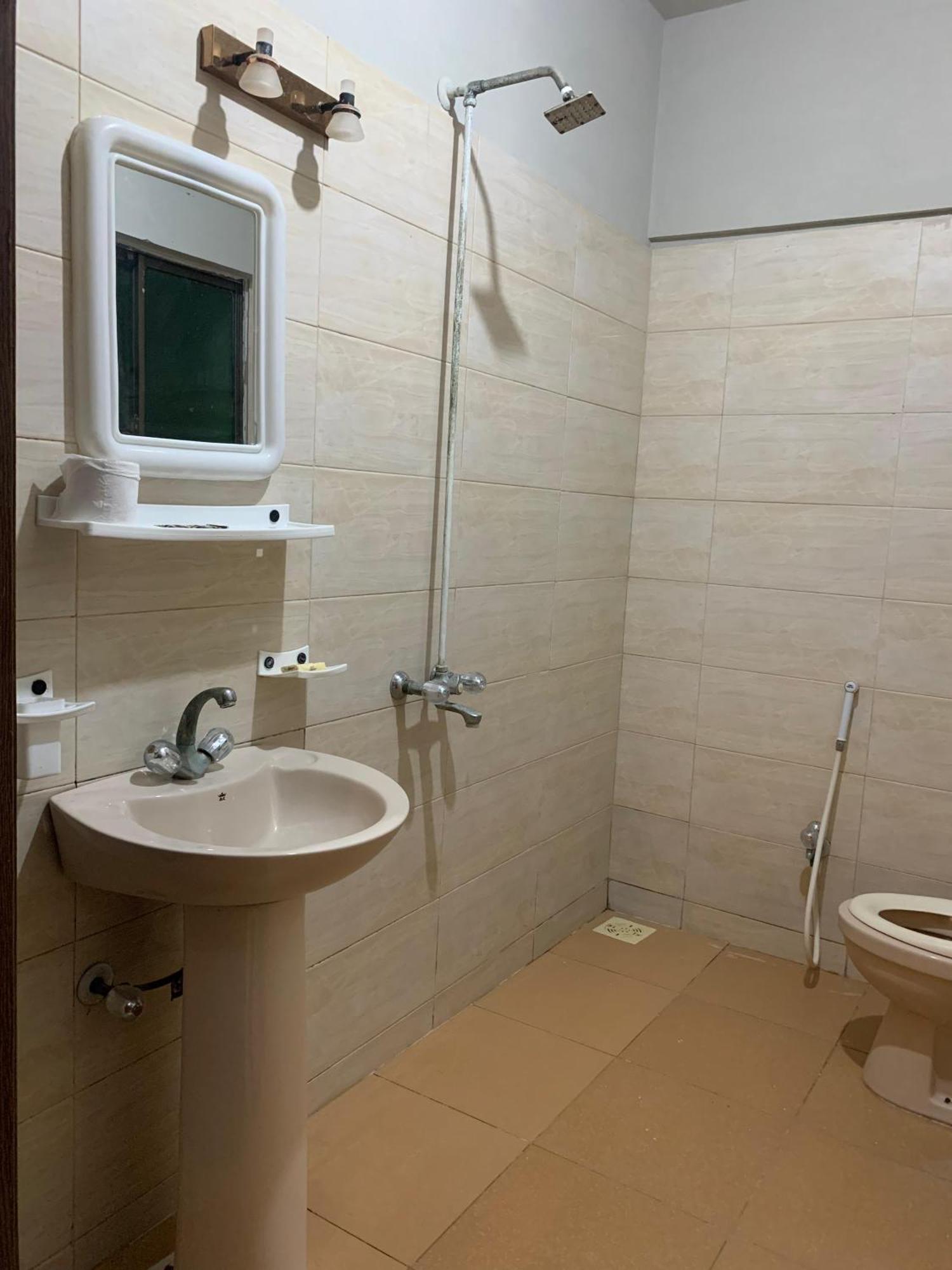Goho Rooms Badar كراتشي المظهر الخارجي الصورة